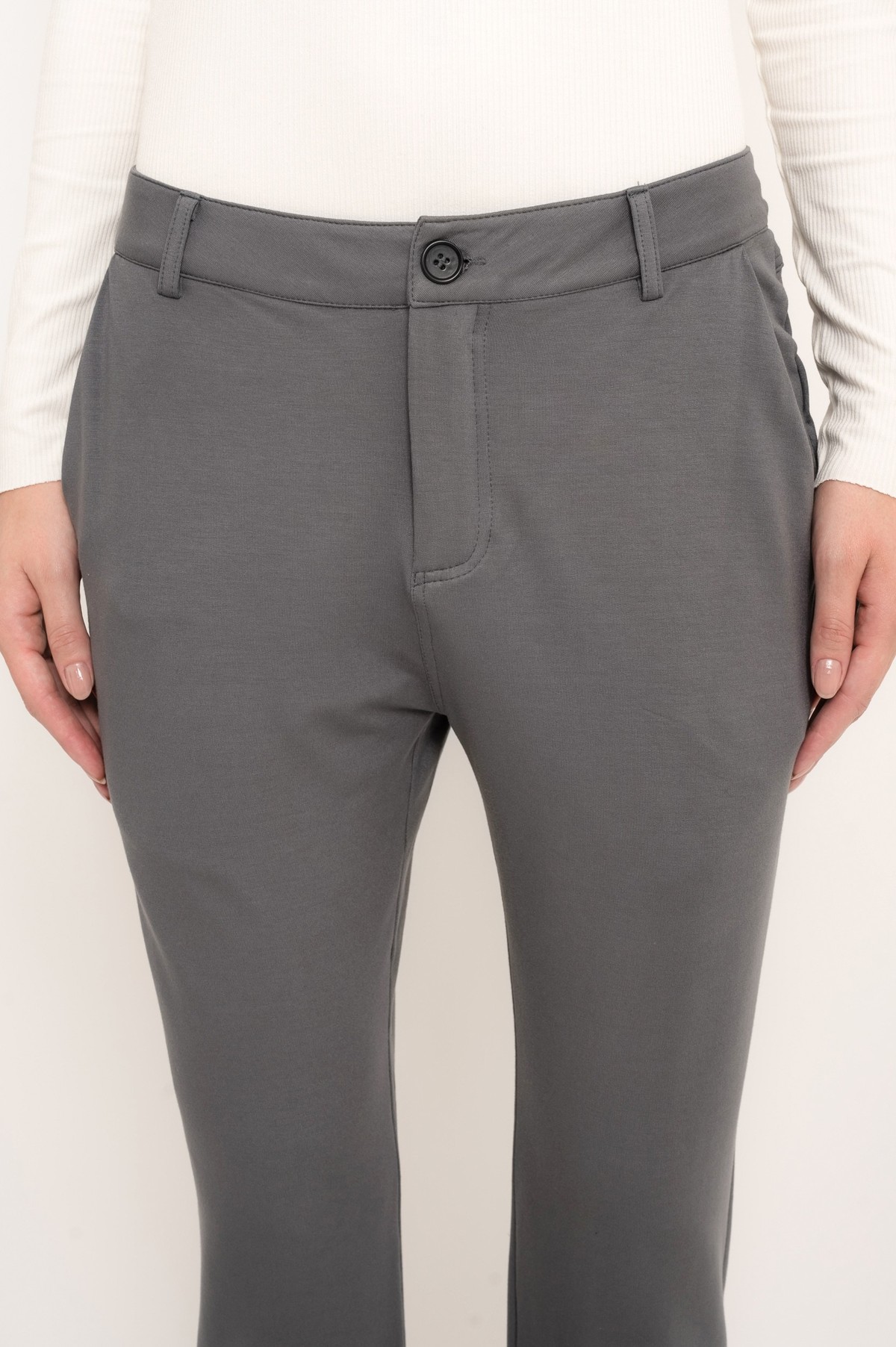 calça de alfaiataria em moletom de viscose | french terry pants with five-pocket details