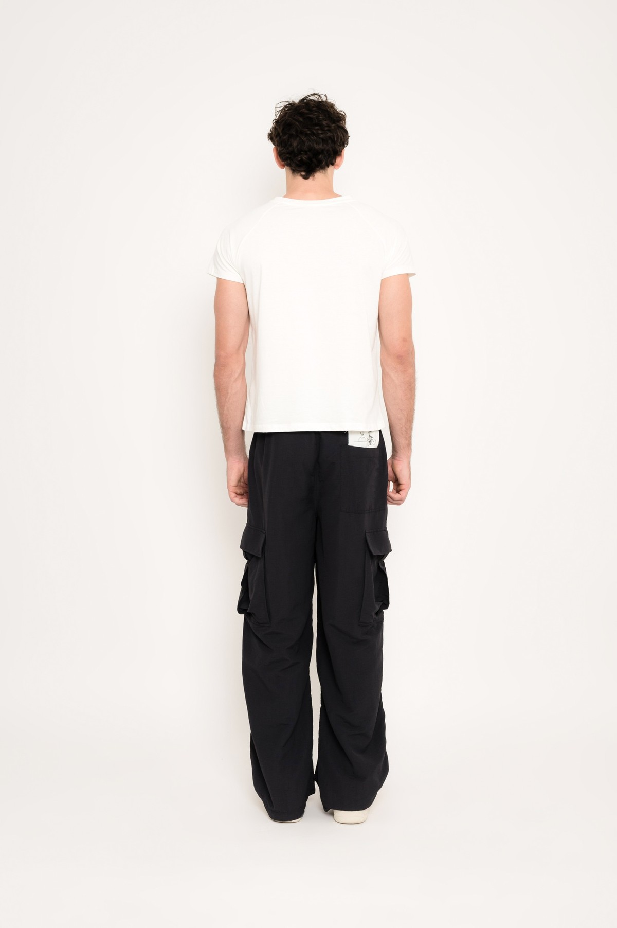 camiseta raglan em algodão orgânico com silk Yuval Robichek 
