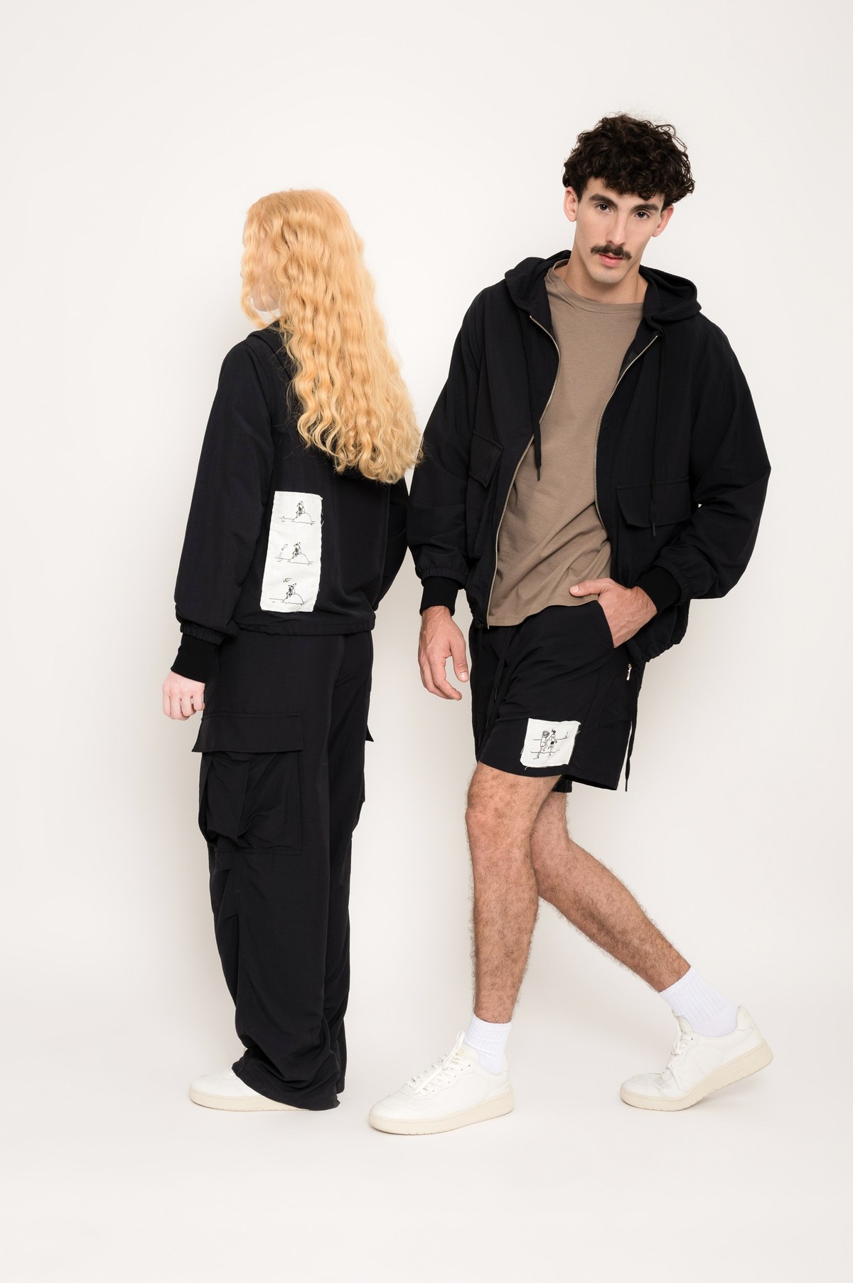 jaqueta de nylon biodegradável com patchwork Yuval Robichek 