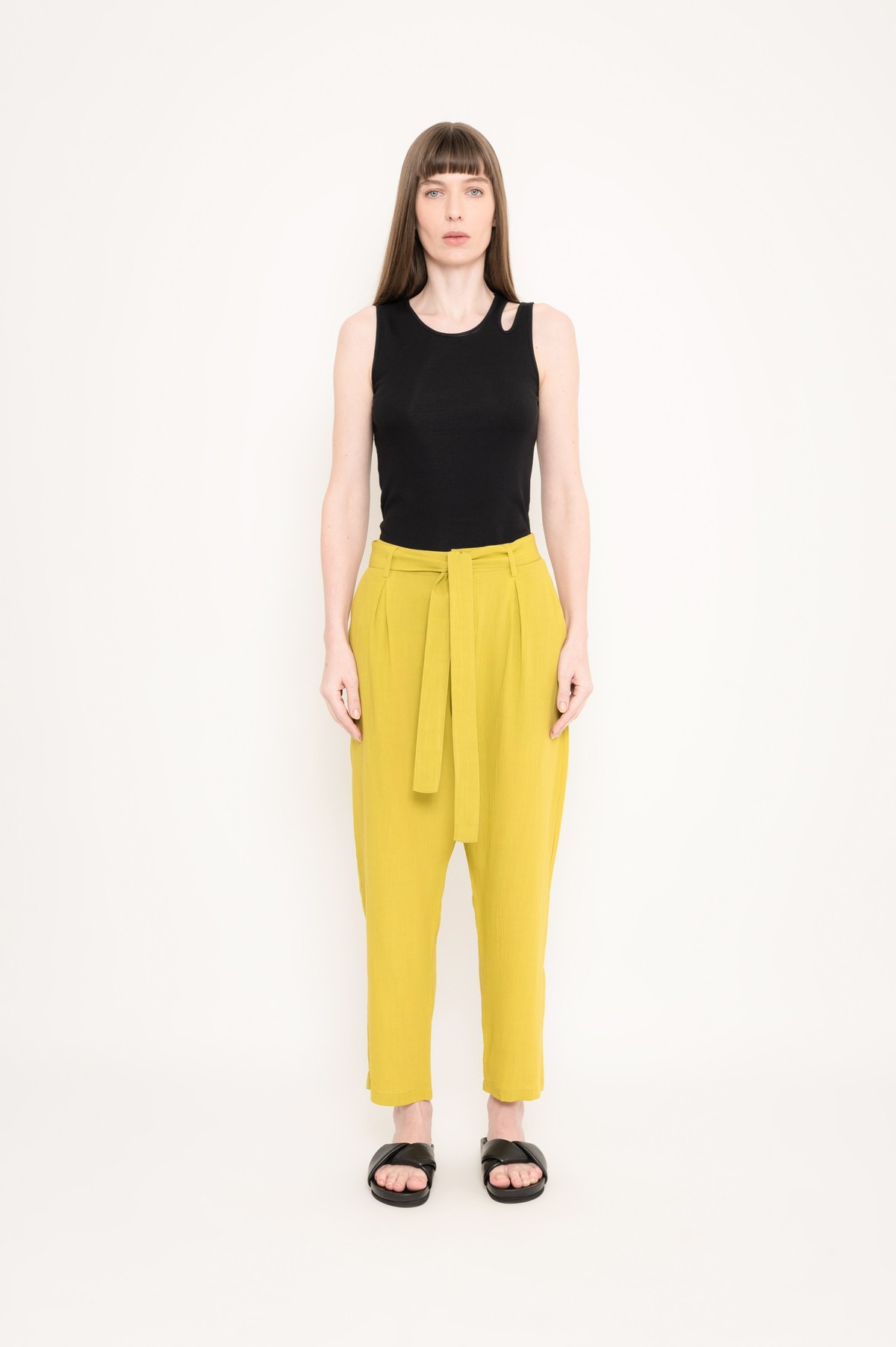 calça de alfaiataria amassada | crinkled tailoring pants