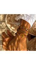 PULSEIRA ELLA