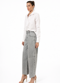 Calça Jeans Barrel Cinza Stonada