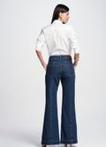 Calça Jeans BootCut Abertura Barra