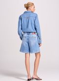 Bermuda Jeans Mom com Nervura