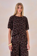 Blusa Viscose Fleur Estampa Flor Preto
