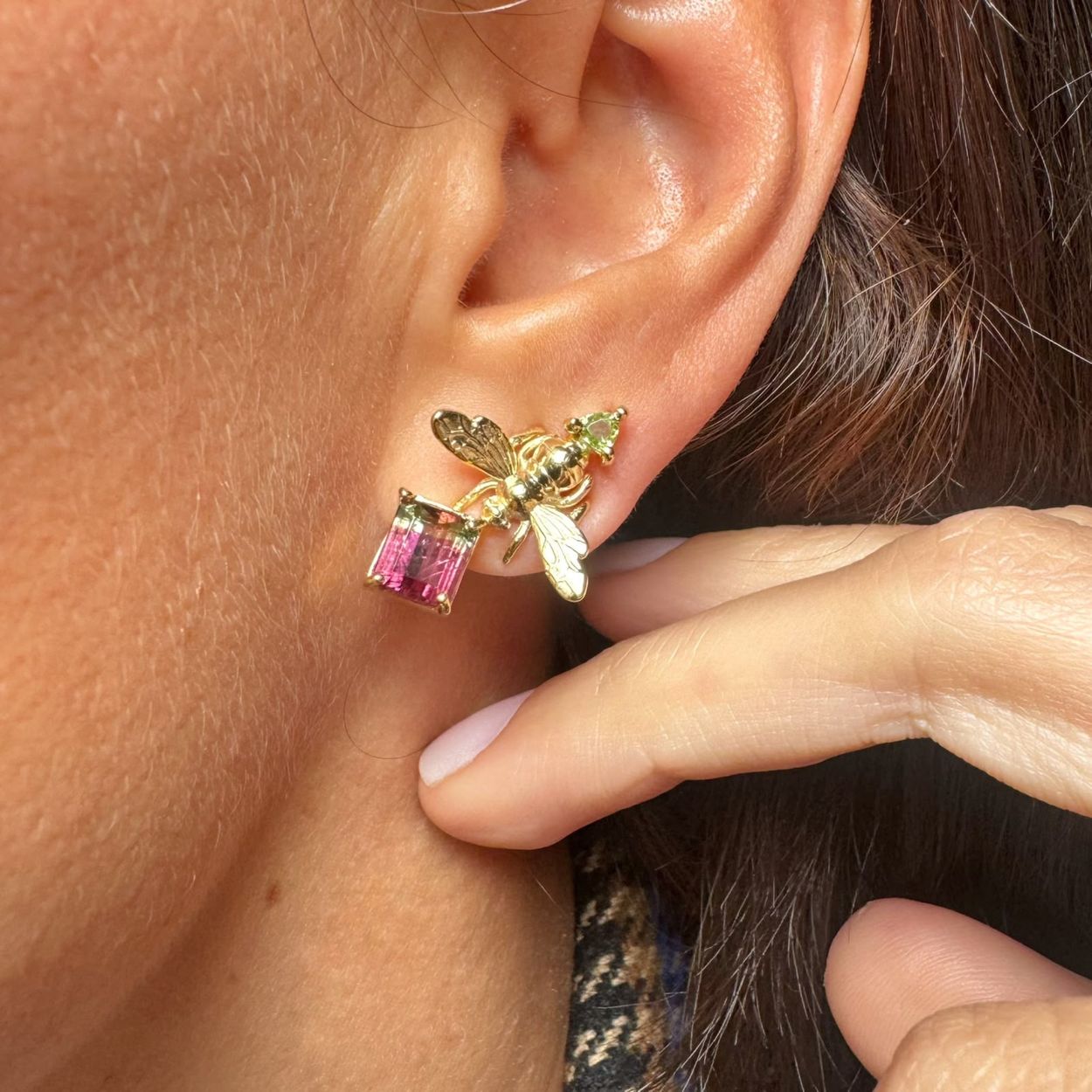 Earcuff Abelha 