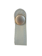 Puxador Botton 128mm Gold Opaco com Couro Bege Claro