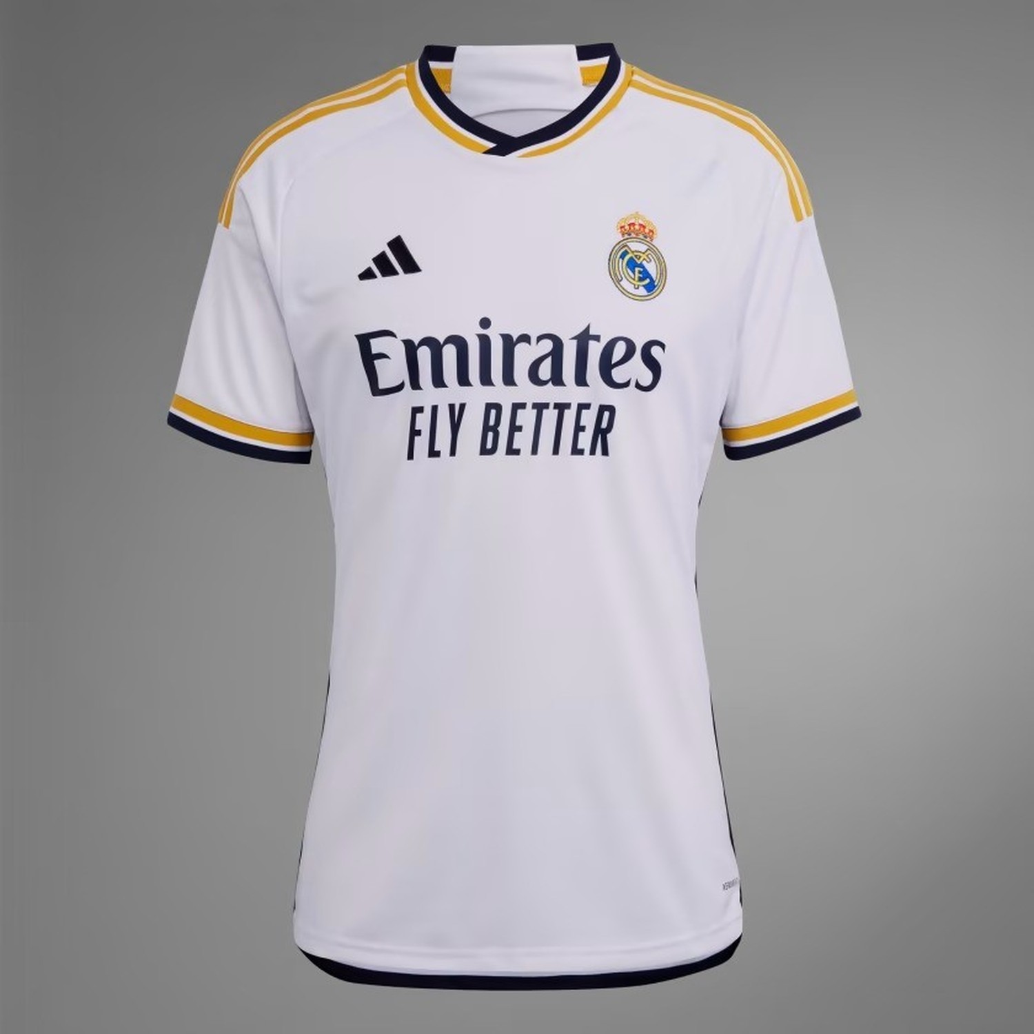 Uniforme del Real Madrid y camiseta oficial