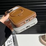 Capa Couro Classic iPhone 15