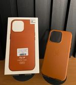 Capa Couro C/ Pelicula Camera iPhone 15 Pro