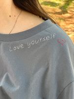 Camiseta LOVE Cinza Escuro