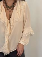 Blusa Manga Longa Babados
