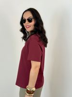 Camiseta Gola V Vinho