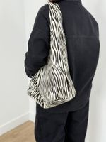 Bolsa Zebra em Couro