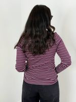 Camiseta Listrada Vinho