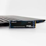 SSD M.2 NVMe PNY CS1031 1TB PCIe Gen 3x4 - Leitura: 2400MBs / Escrita: 1700MBs - M280CS1031-1TB-CL