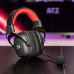Headset Gamer Sem Fio Redragon Zeus Pro 7.1 Wireless  Bluetooth Preto H510-PRO - DESLACRADO