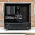 Computador Thermaltake View 270 sem Fans - Ryzen 7 7800X3D + RX 9070 XT 16GB + 32GB DDR5 + 1TB SSD NVMe - SEMI NOVO