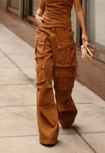 Calça Cargo Utility Caramelo