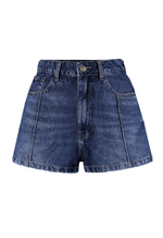 Short Reto Linea Médio