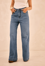 Calça Flare Essence Médio Nebulizado