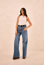 Calça Flare Essence Médio Nebulizado