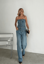 Calça Reta Essentials Dirty Wash