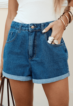Short Mom Barra Virada Médio Nebulizado