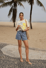 Short Mom Essentials Destroyer Claro
