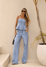 Calça Wide Leg Fit Amore Claro