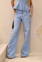 Calça Wide Leg Fit Amore Claro