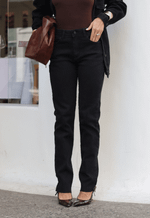Calça Mom Comfort Black