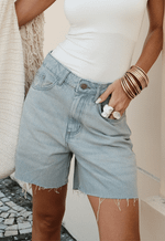 Bermuda Essential Dirty Wash Claro