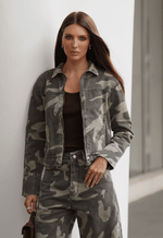 Jaqueta Curta Camuflada