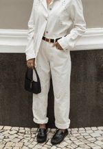 Calça Reta Bordado Belle Line Off White