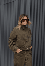Jaqueta Bomber High Neck Verde Coco
