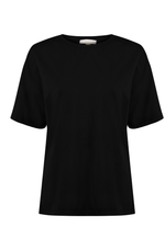 T-shirt Essentials Preta