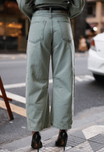 Calça Barrel Fit Dirty Wash
