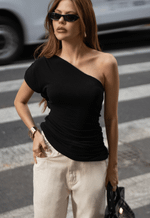 Blusa Um Ombro After Hours Preto