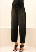 Calça Balloon Dirty Wash Black