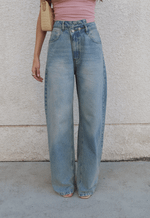 Calça Wide Leg Twist Dirty Wash