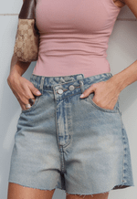 Short Mom Twist Dirty Wash