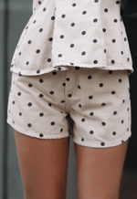 Short Mom Serena Poá Off White