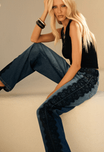 Calça Baggy Bastille Fleur Média