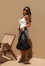 Short Baggy Overlap Brown Stripes