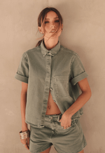 Camisa Essential Verde Toscana