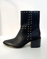 Bota Tachas Preto