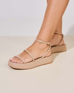 Sandália Flatform Rebeca Nude