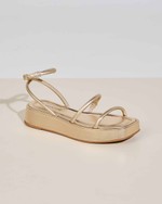 Sandália Flatform Rebeca Dourado