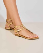 Rasteira Strap Tachas Dourado